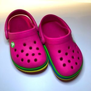 crocs